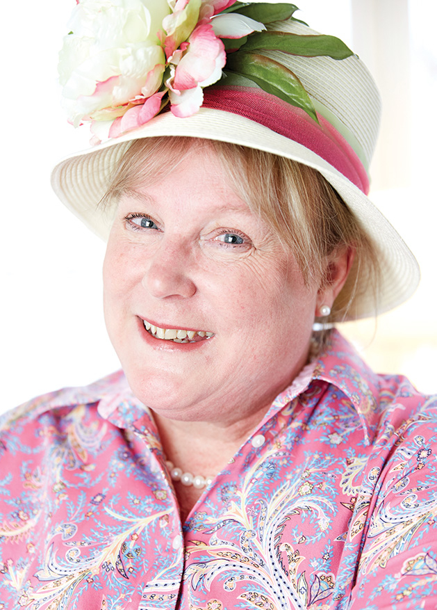 Mary Hayes Mary Hayes, the royal party queen of Woodbury.