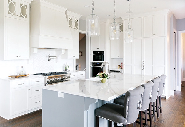 An all-white kitchen designed by Interior Impressions.