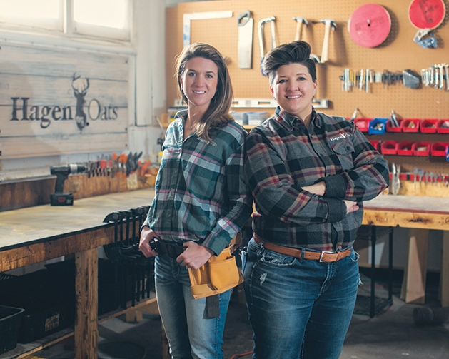 Anna Hagen and her sister Nikki Hollerich 