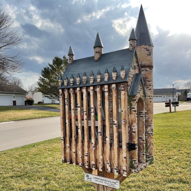 Hogwarts Little Free Library